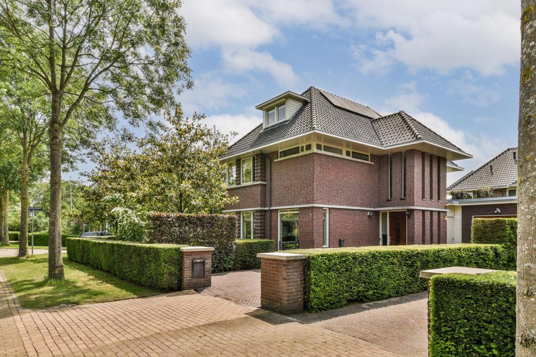 Krimpen Aan Den Ijssel photo