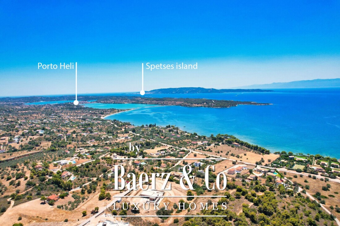 Porto Héli photo