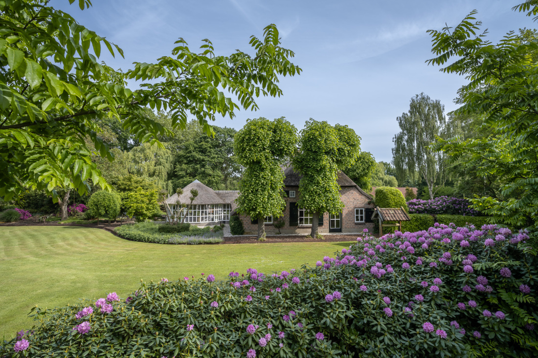 Uden photo