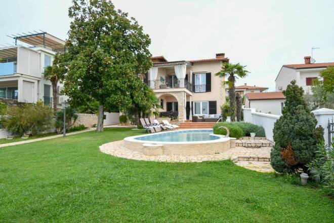 Novi Vinodolski photo