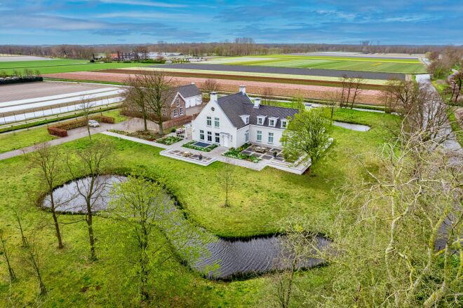 Nieuw-Vennep photo