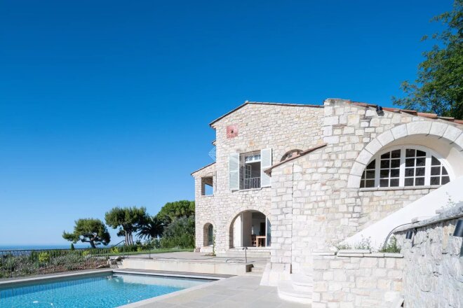 La Colle-sur-Loup photo