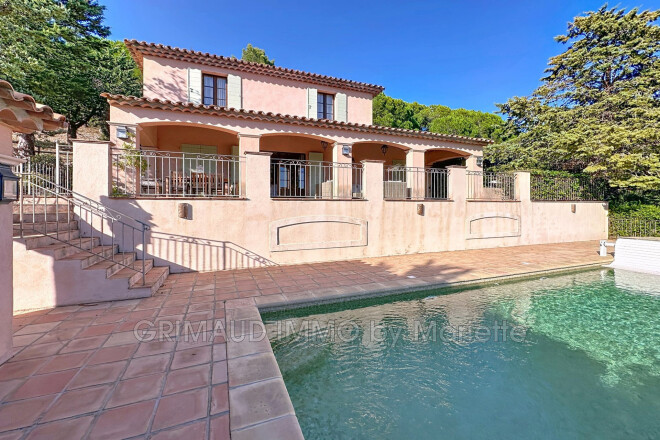 Bormes-les-Mimosas photo