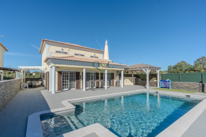 Santa Catarina Da Fonte Do Bispo photo