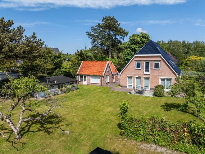 Bergen (Noord-Holland) photo
