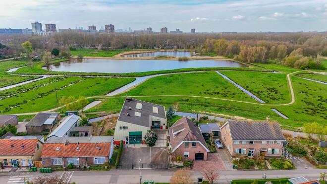 Nieuwerkerk aan den IJssel photo