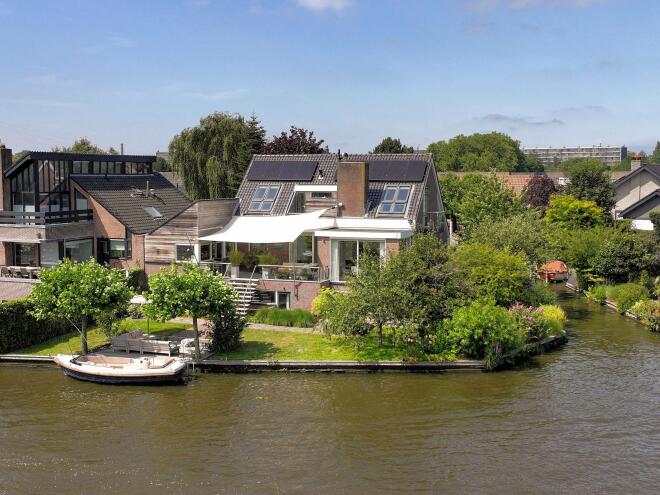 Leiden photo