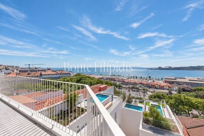 Carcavelos and Parede photo