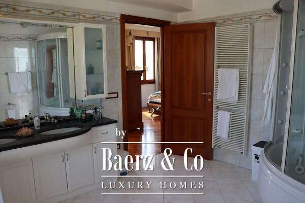 photo 44 Villa for sale 507 m²