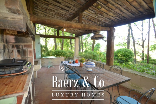 photo 6 Historic manor house overlooking Mont Ventoux