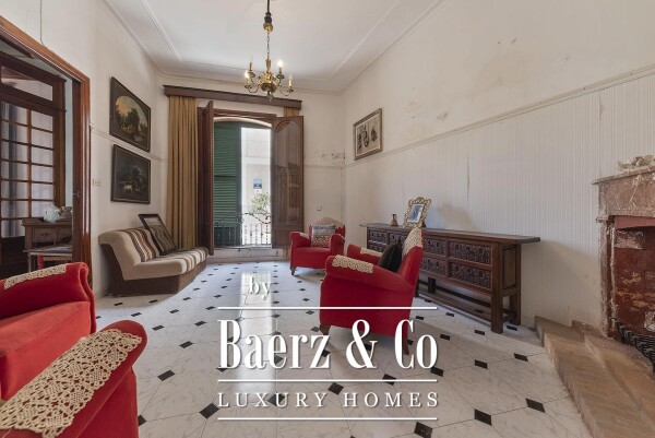 photo 7 Impressive historic house with large plot in Andratx