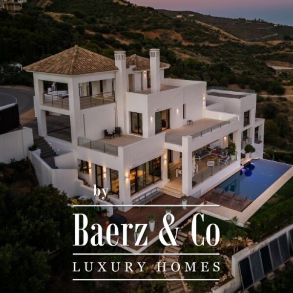 photo 6 Villa - Marbella East - Ref: 8014