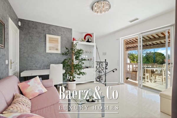 photo 10 Sale of 2 villas in Mandelieu