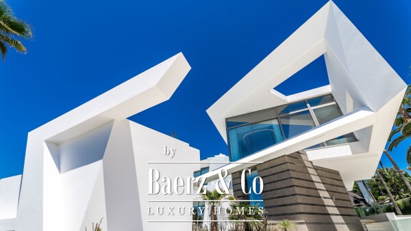 photo 40 Villa - Marbella East - Ref: 8248