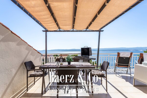 photo 8 Omiš riviera, great house with pool, second row from the sea