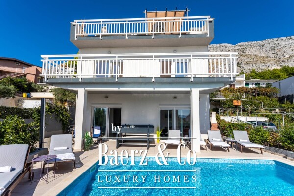 photo 16 Omiš riviera, great house with pool, second row from the sea
