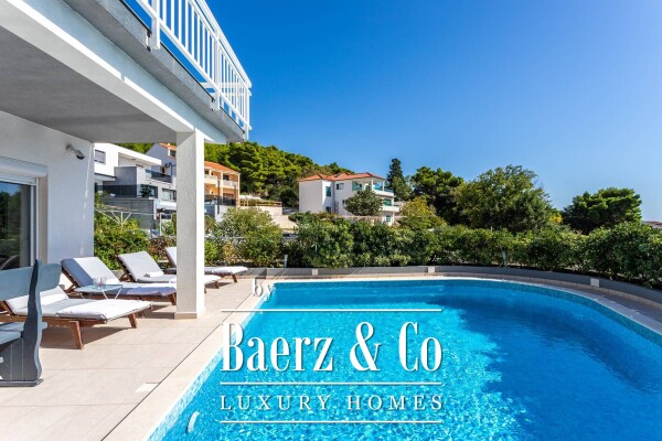 photo 21 Omiš riviera, great house with pool, second row from the sea