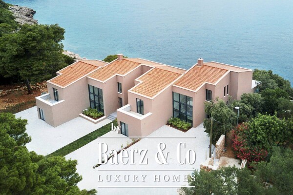 photo 2 Dubrovnik archipelago, luxury villa 233 m2 on the seafront with pool