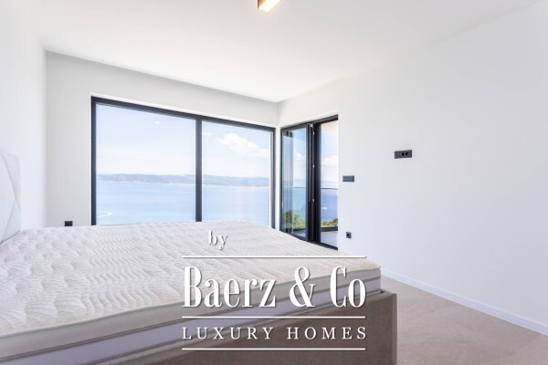 photo 36 Brela, an imposing villa with a panoramic view