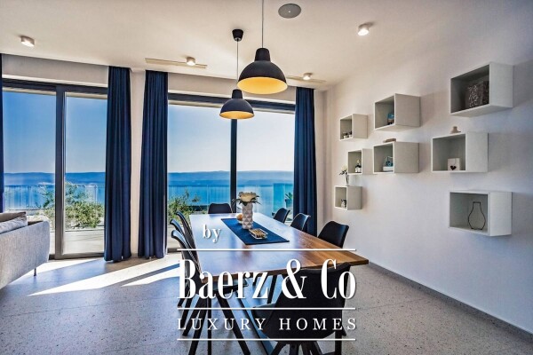 photo 13 Omis, luxury villa with pool and panoramic view