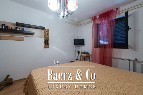 photo 17 Pula, Veli Vrh, wonderful villa plus 4 separated apartments and a pool