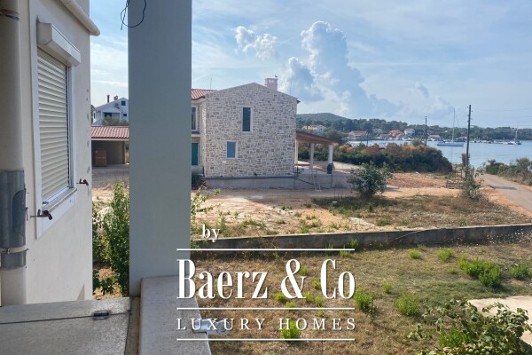 photo 14 Zadar, Ugljan/Muline, family house NKP 256 m2 by the sea on a plot of 1,600 m2