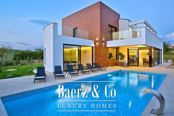 photo 6 Croatia, Istria, Višnjan near Porec, a beautiful modern villa with a private pool