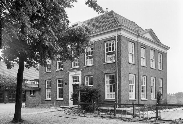 photo 51 Rhijngeesterstraatweg 45