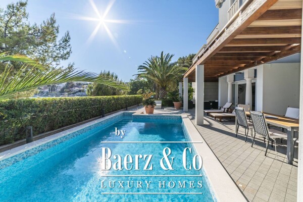 photo 121 Split, Čiovo, modern villa/boutique hotel with 8 apartments, first row to the sea