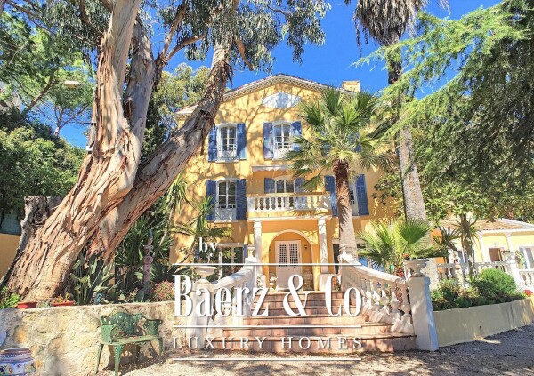 photo 2 Nice - Villa with sea view, residential area