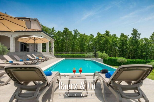 photo 17 Vižinada, a rustic villa with a pool and a panoramic view of the sea