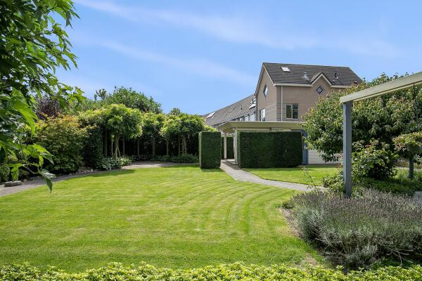 photo 42 Nuenderbeekselaan 1