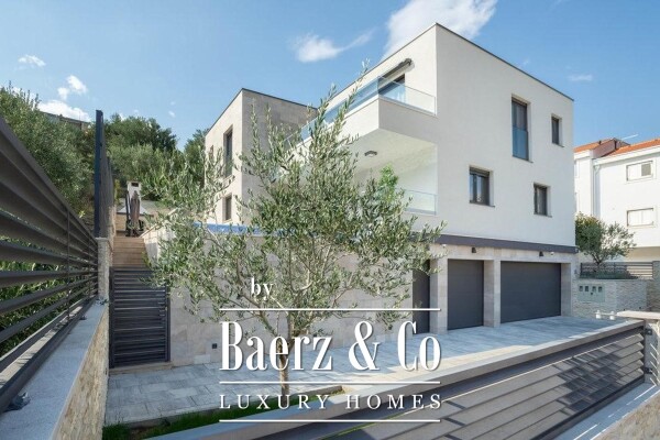 photo 2 Split, Žrnovnica, villa with pool in a quiet location