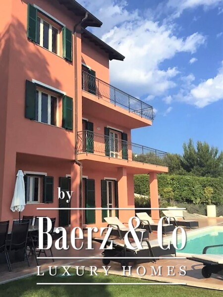 photo 7 Villa for sale 264 m²