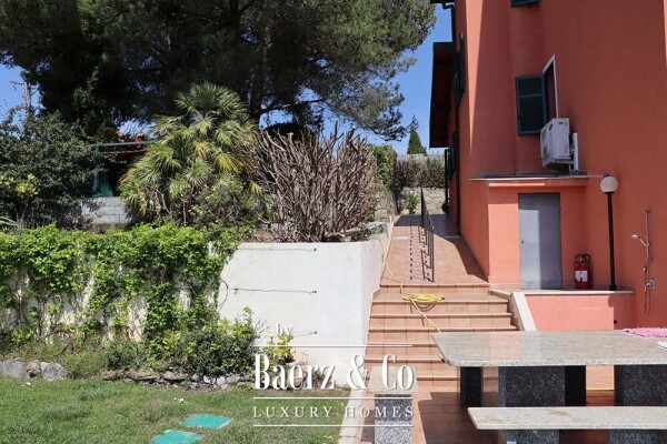 photo 9 Villa for sale 264 m²