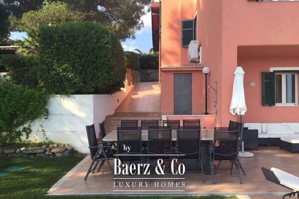 photo 63 Villa for sale 264 m²