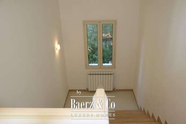 photo 103 Villa for sale 264 m²