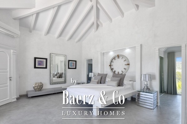 photo 7 Prestigious villa on walking distance to Cala Jondal