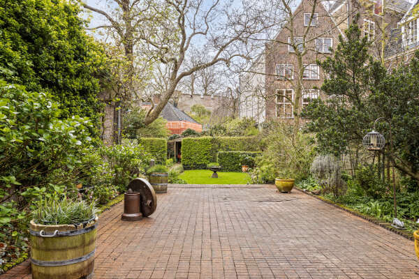 photo 43 Hooglandse Kerkgracht 23