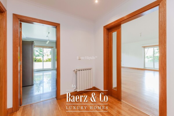 photo 8 Beautiful luxury home in Carcavelos e Parede, Jardins da Parede
