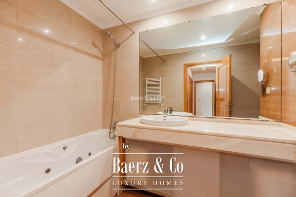 photo 31 Beautiful luxury home in Carcavelos e Parede, Jardins da Parede