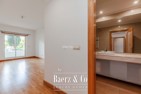 photo 32 Beautiful luxury home in Carcavelos e Parede, Jardins da Parede