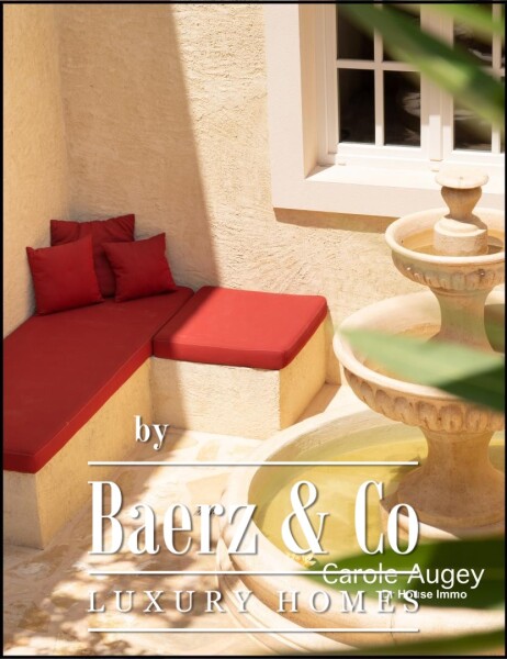 photo 22 Authentic Villa facing the Golf Course