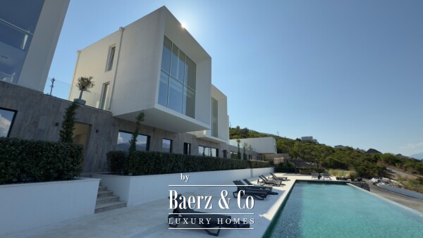 photo 8 Modern Two Bedroom Apartment with Seaview in Tivat