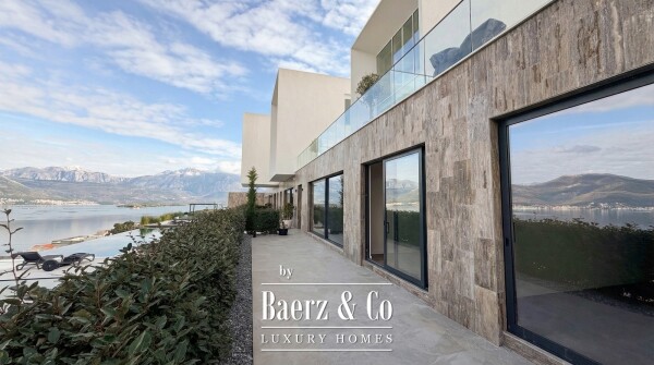 photo 11 Modern Two Bedroom Apartment with Seaview in Tivat