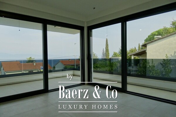 photo 3 Njivice, two-story apartment in a villa with a pool, gross living area 161,50m2