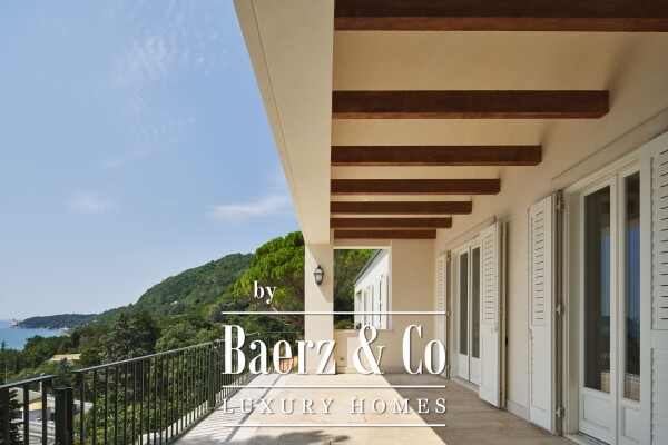 photo 36 LUXURIOUS COASTAL VILLA IN TRIESTE