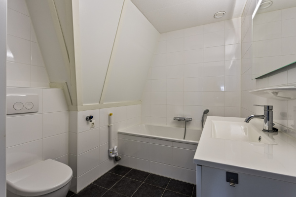 photo 28 Zeedijk 2 434