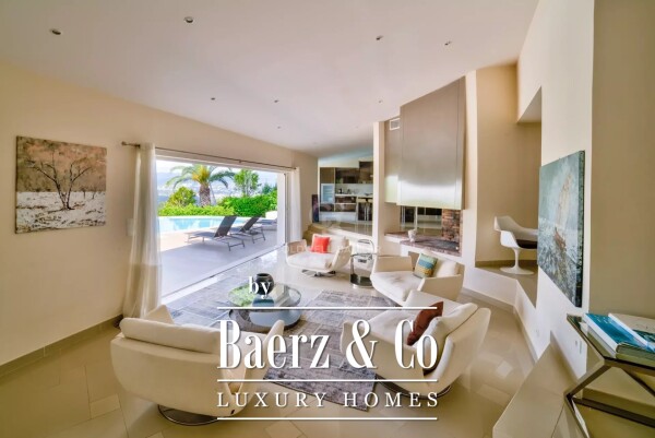 photo 2 Gorgeous villa in a secured domaine