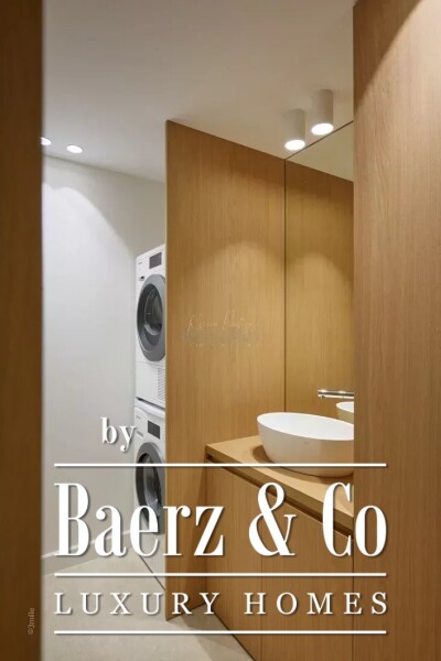 photo 16 Palm Beach - Seafront - Top Floor - 4 Rooms